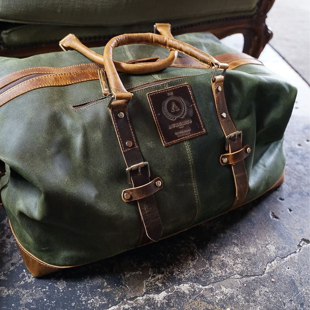 Elevate Your Travels with the Malinor Leather Weekend Bag