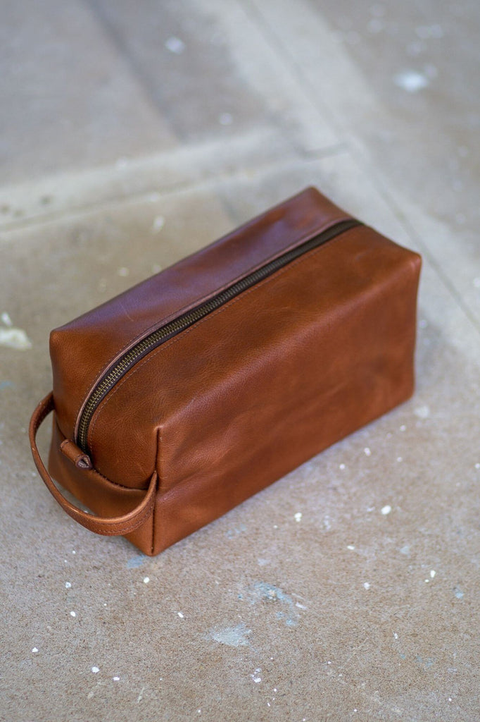 Tan Leather Toiletry Bag - Aurelius Leather