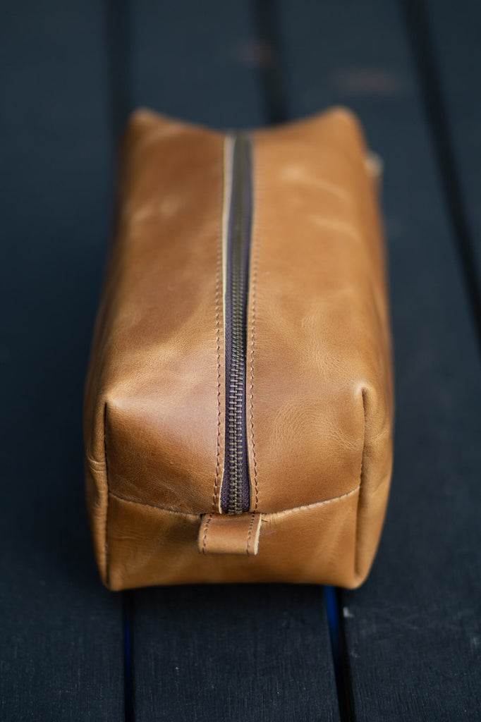 Light Tan Leather Toiletry Bag - Aurelius Leather